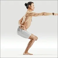 반결박 연꽃 의자 자세
